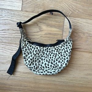 Baggu mini crescent moon bag